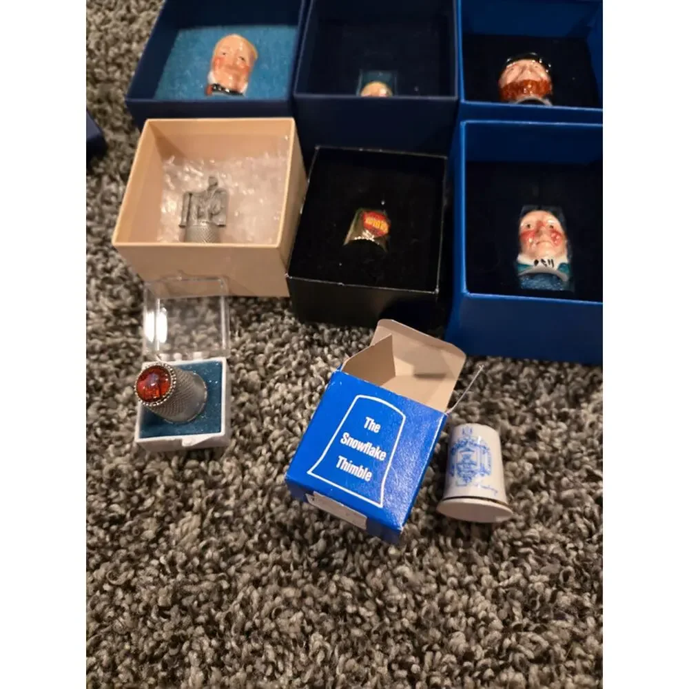 Thimble collectors club lot- ALL but the Abe Lincoln